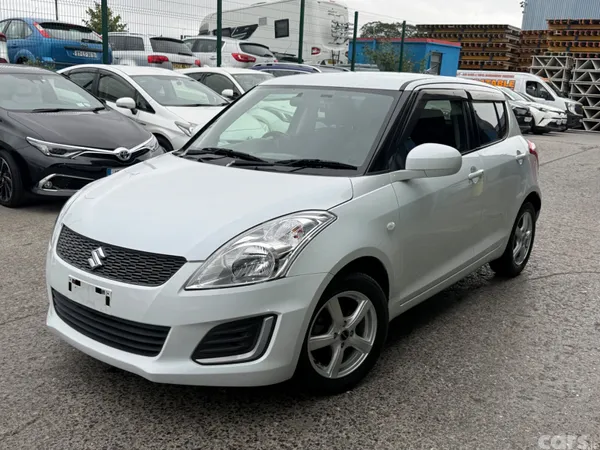 Suzuki Swift Hatchback, Petrol, 2014, White