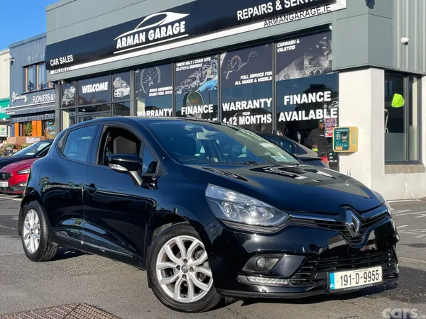 Renault Clio Hatchback, Petrol, 2019, Black