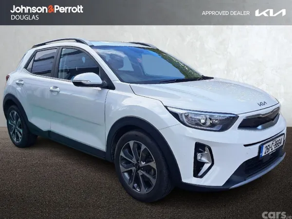 Kia Stonic Estate, Petrol Hybrid, 2026, White