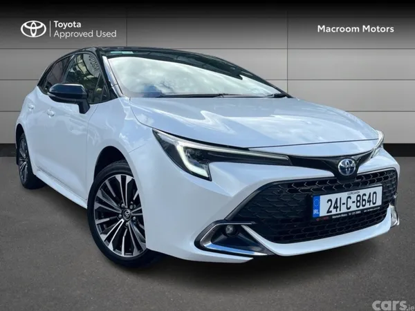 Toyota Corolla Hatchback, Petrol Hybrid, 2024, White