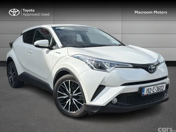 Toyota C-HR SUV, Petrol Hybrid, 2019, White