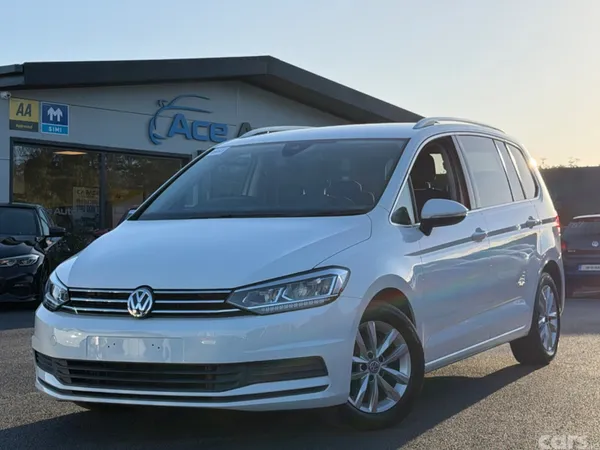 Volkswagen Touran MPV, Diesel, 2019, White