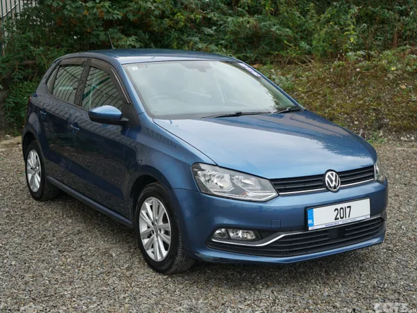 Volkswagen Polo Hatchback, Petrol, 2017, Blue