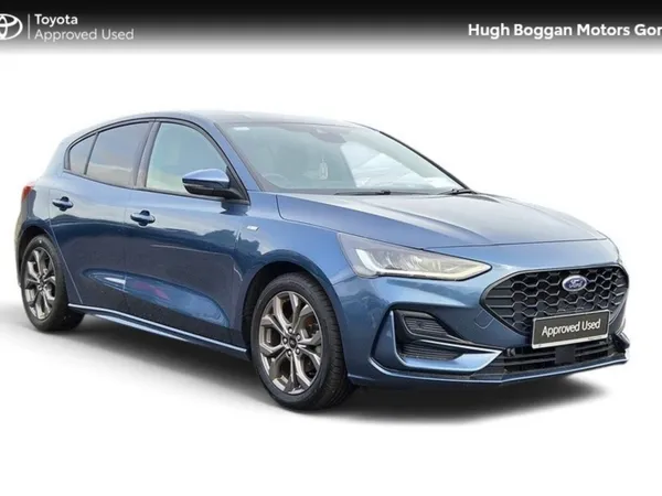 Ford Focus Hatchback, Petrol, 2022, Blue