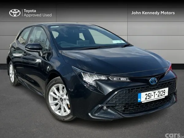 Toyota Corolla Hatchback, Petrol Hybrid, 2025, Black