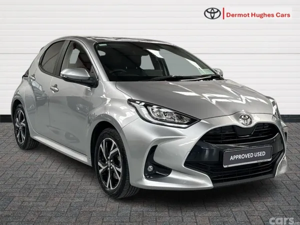Toyota Yaris Hatchback, Petrol Hybrid, 2026, Grey