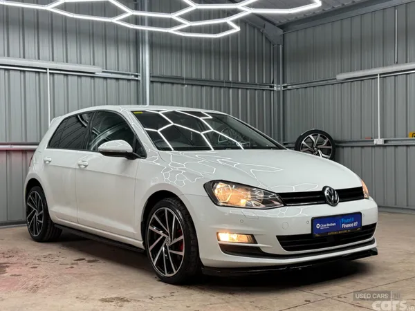 Volkswagen Golf Hatchback, Diesel, 2017, White