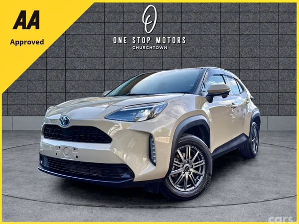 Toyota Yaris Cross Hatchback, Petrol Hybrid, 2022, Beige
