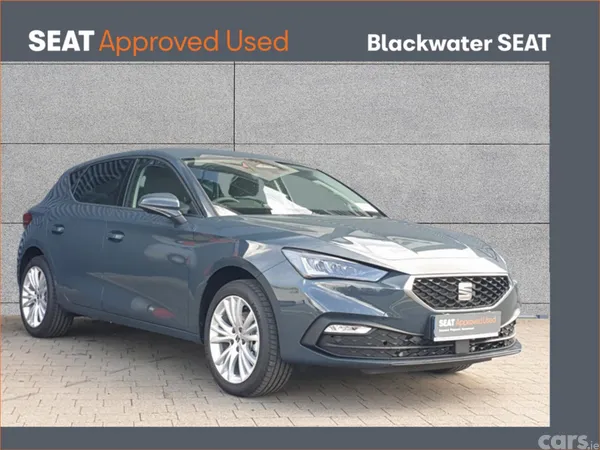 SEAT Leon Hatchback, Diesel, 2026, Blue