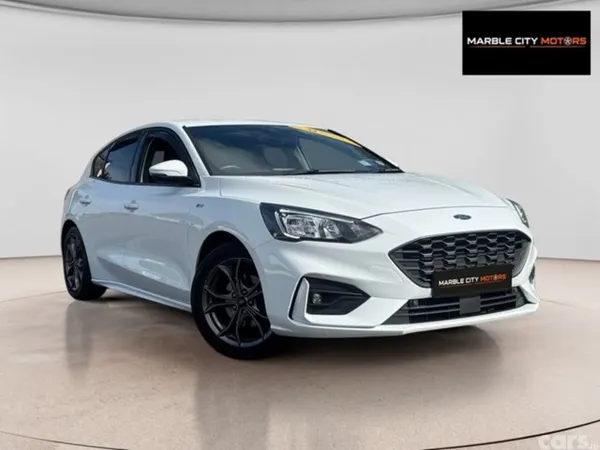 Ford Focus Hatchback, Diesel, 2021, White