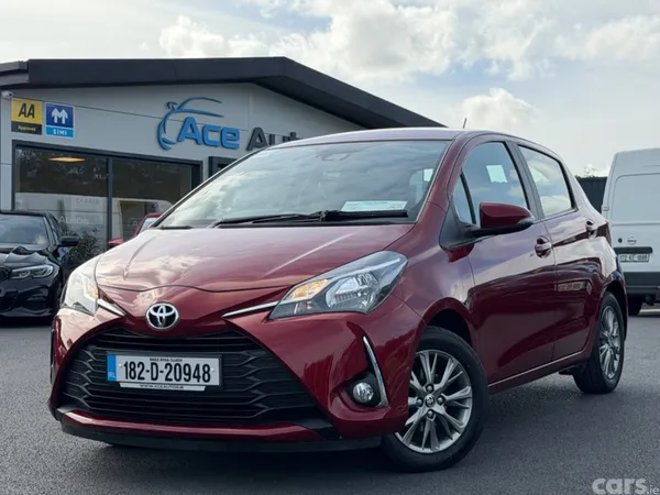 Toyota Yaris Hatchback, Petrol, 2018, Red