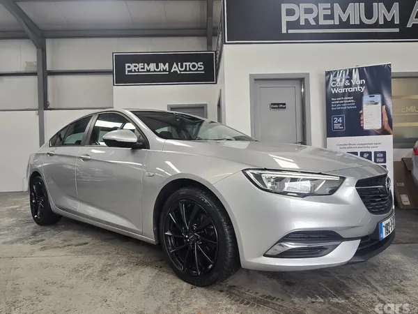 Opel Insignia Hatchback, Diesel, 2019, Grey