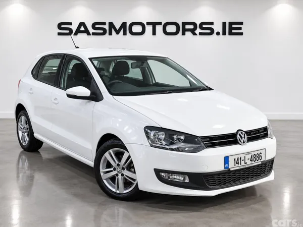 Volkswagen Polo Hatchback, Petrol, 2014, White