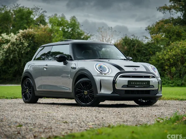 Mini Electric Hatchback, Electric, 2023, Grey