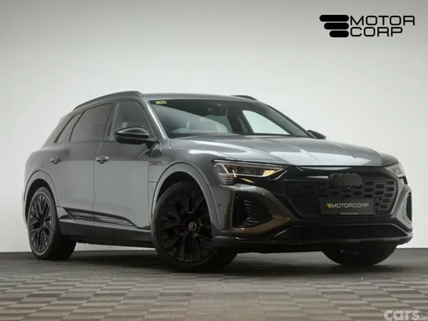 Audi Q8 e-tron SUV, Electric, 2023, Grey