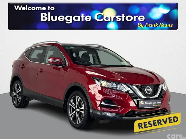 Nissan Qashqai MPV, Petrol, 2018, Red
