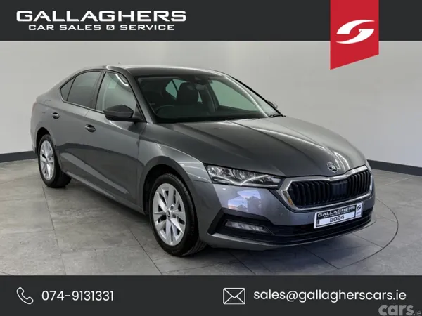 Skoda Octavia Hatchback, Diesel, 2024, Grey