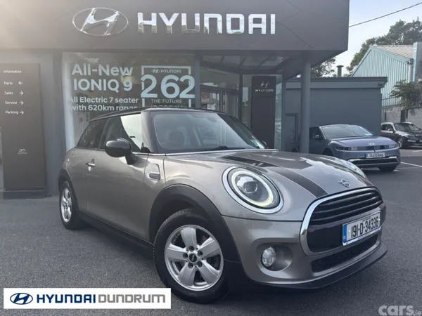 Mini Cooper Hatchback, Petrol, 2019, Grey