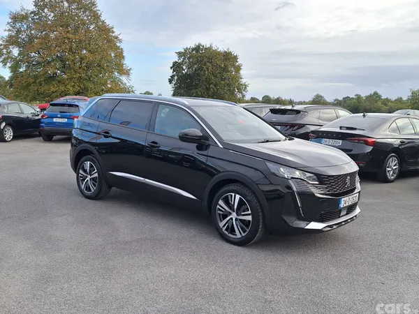 Peugeot 5008 MPV, Diesel, 2024, Black