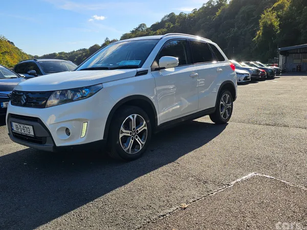 Suzuki Vitara SUV, Petrol, 2018, White