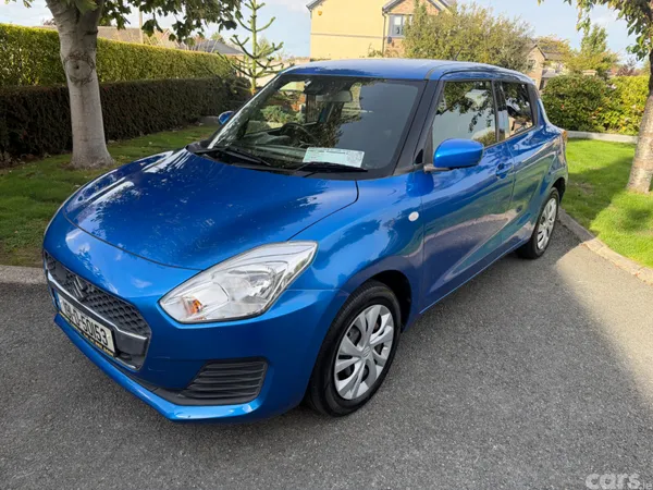 Suzuki Swift Hatchback, Petrol, 2019, Blue