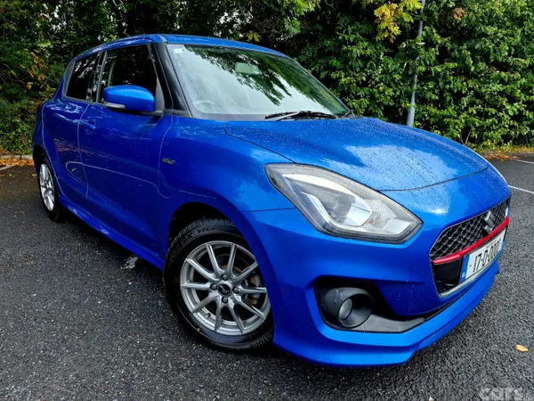 Suzuki Swift Hatchback, Petrol, 2017, Blue