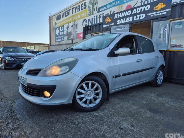 Renault Clio Hatchback, Petrol, 2008, Silver