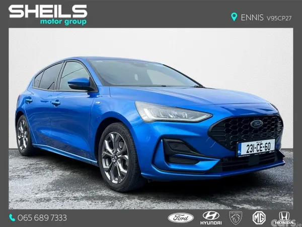 Ford Focus Hatchback, Petrol Hybrid, 2023, Blue