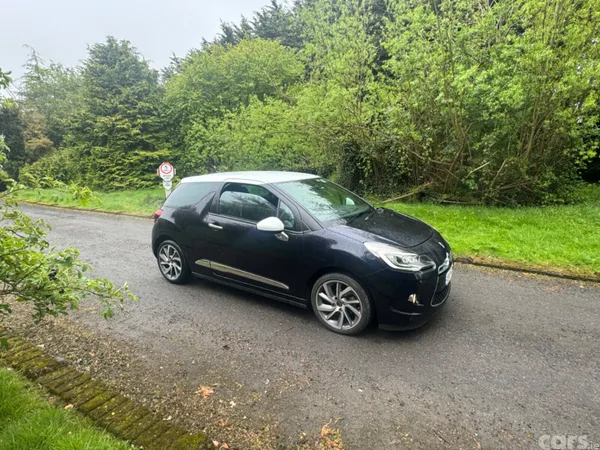Citroen DS 3 Hatchback, Petrol, 2015, Navy