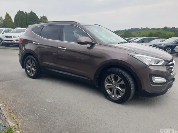 Hyundai Santa Fe SUV, Diesel, 2014, Gold