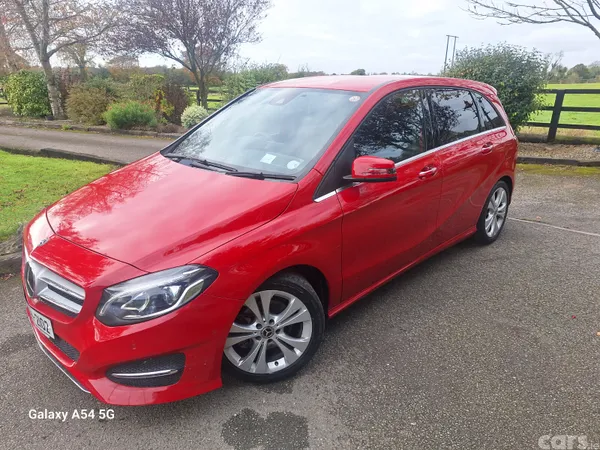 Mercedes-Benz B-Class Hatchback, Petrol, 2018, Red