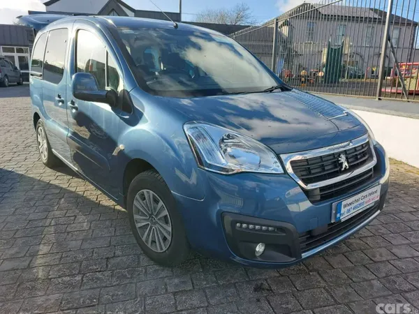 Peugeot Partner Tepee MPV, Diesel, 2018, Blue