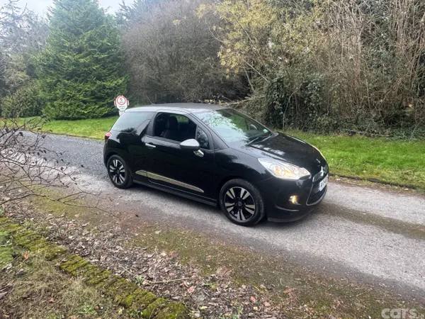 Citroen DS 3 Hatchback, Petrol, 2014, Black