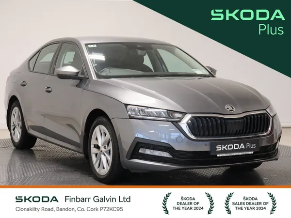 Skoda Octavia Saloon, Petrol, 2023, Grey