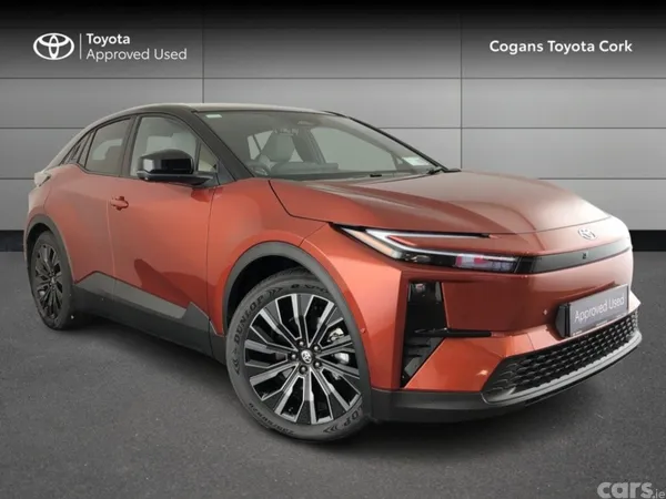 Toyota C-HR Estate, Electric, 2026, Brown