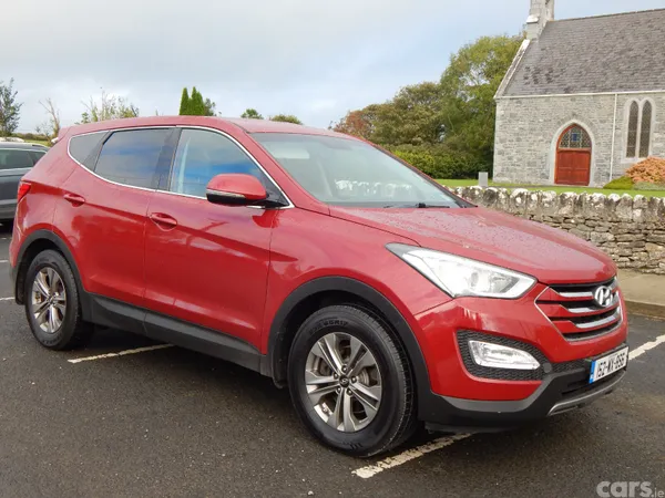 Hyundai Santa Fe SUV, Diesel, 2015, Red