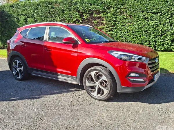 Hyundai Tucson SUV, Diesel, 2017, Red