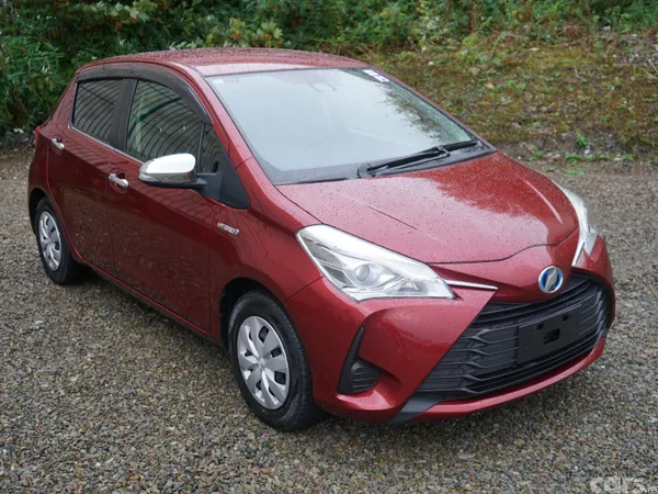 Toyota Vitz Hatchback, Petrol Hybrid, 2017, Red