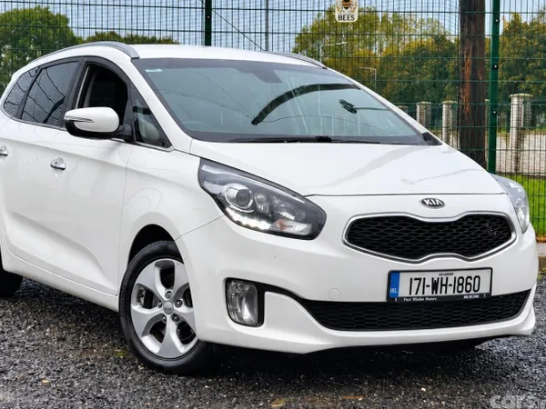 Kia Carens MPV, Diesel, 2017, White