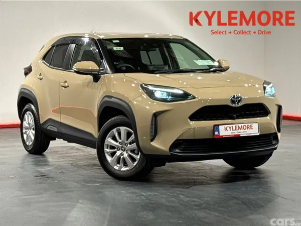 Toyota Yaris Cross SUV, Petrol Hybrid, 2023, Beige