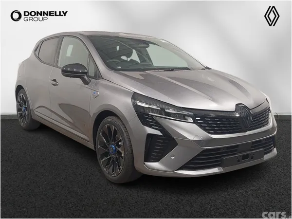 Renault Clio Hatchback, 2026, 