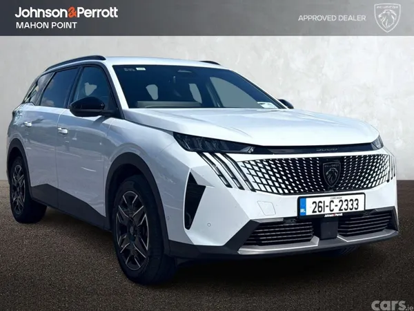 Peugeot 5008 MPV, Petrol, 2026, White