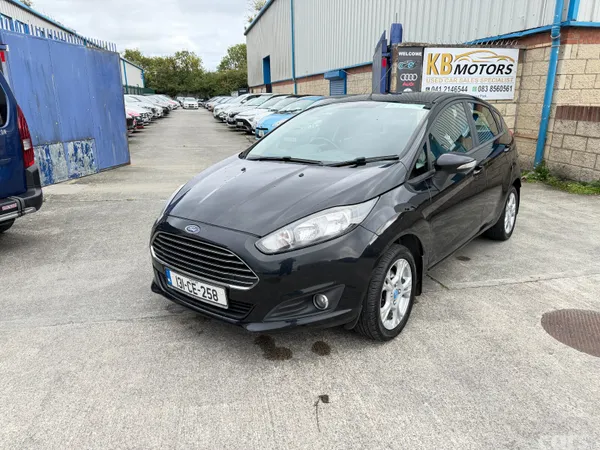Ford Fiesta Hatchback, Petrol, 2013, Black