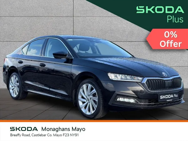 Skoda Octavia Hatchback, Petrol, 2023, Black