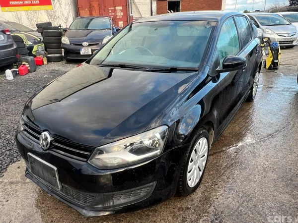 Volkswagen Polo Hatchback, Petrol, 2013, Black