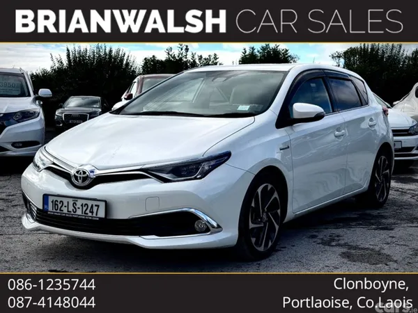Toyota Auris Hatchback, Petrol Hybrid, 2016, White