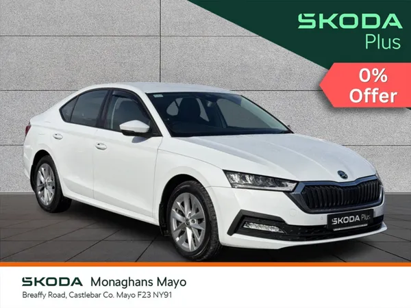 Skoda Octavia Saloon, Diesel, 2024, White