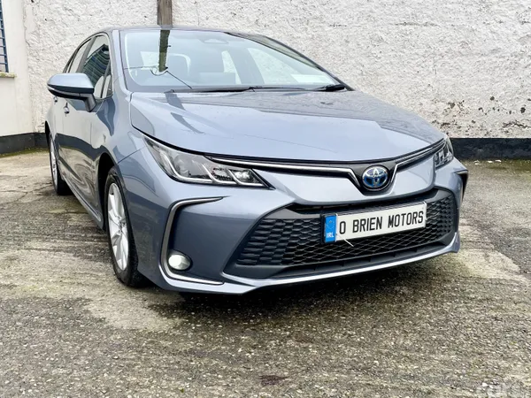 Toyota Corolla Saloon, Petrol Hybrid, 2024, Grey