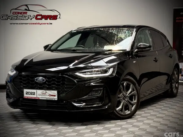 Ford Focus Hatchback, Diesel, 2022, Black