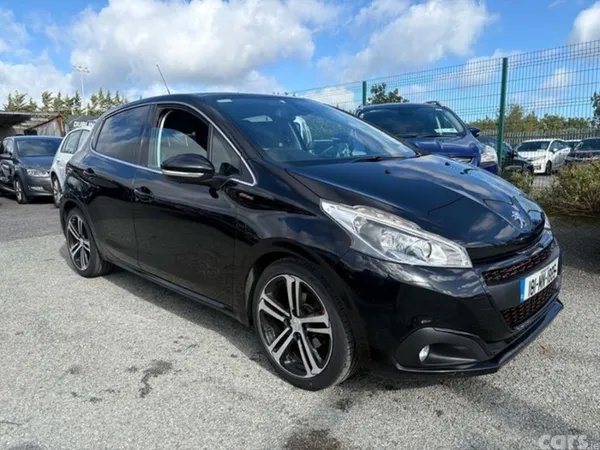 Peugeot 208 Hatchback, Diesel, 2018, Black